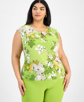 Kasper - Plus Size Sleeveless Printed Keyhole Blouse