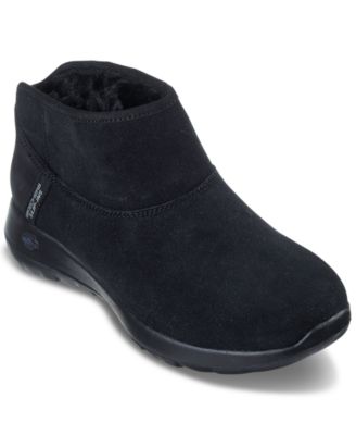 Skechers
