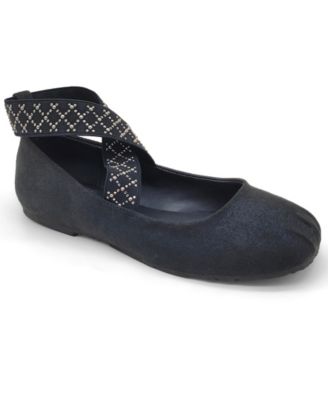 Kenneth Cole Reaction - Women's Elizabeth Flat Heel