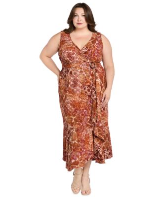 R & M Richards - Plus Size V-Neck Sleeveless Maxi Dress