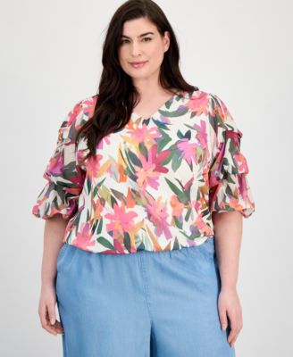 Vince Camuto - Plus Size Printed V-Neck Bubble Blouse